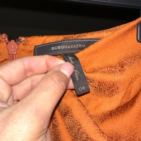 BCBGMax Flowy MIDI Skirt - Picture 4 of 6